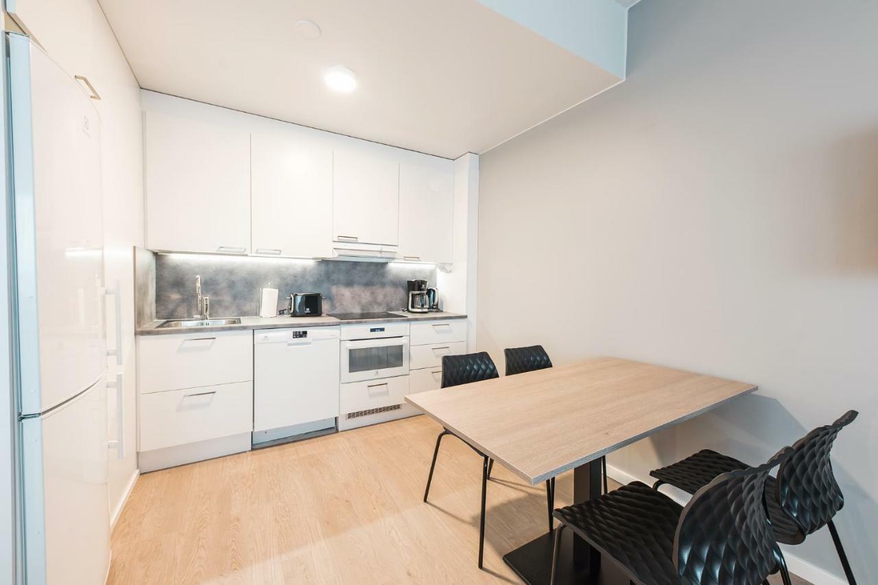 Forenom Aparthotel Helsinki Pikku Huopalahti Bagian luar foto
