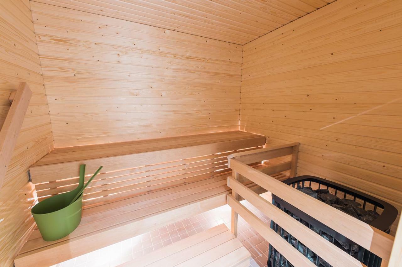 Forenom Aparthotel Helsinki Pikku Huopalahti Bagian luar foto